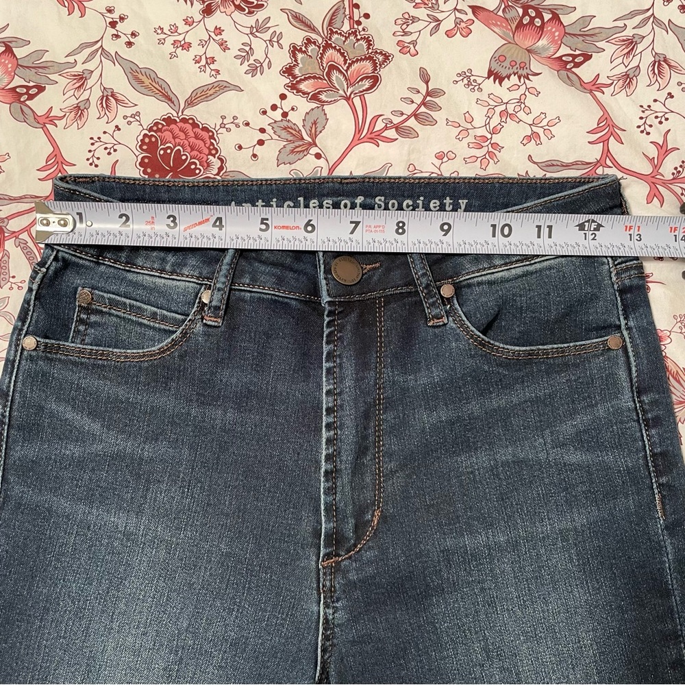 NWOT Articles of Society Suzy Dark Wash Fray Hem Ankle Crop Skinny Jeans Size 25 - Picture 9 of 9